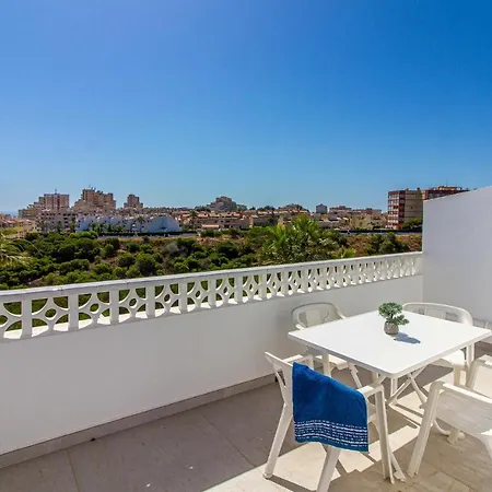 Vakantiehuis Amazing In With Kitchen Torrevieja